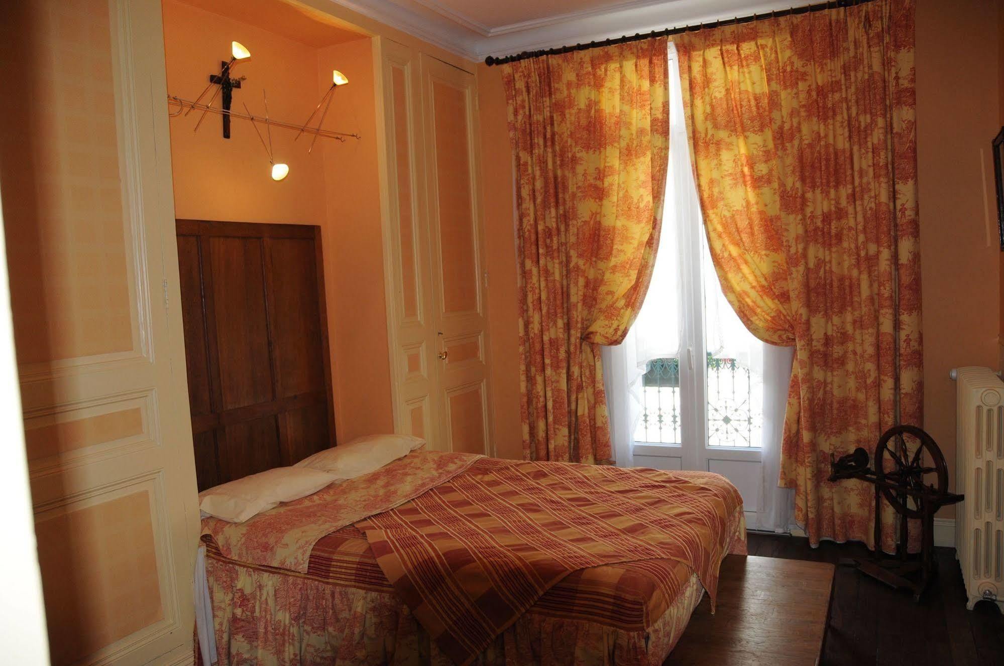 Le Vendome Cote Jardin Bed & Breakfast Tours Dış mekan fotoğraf